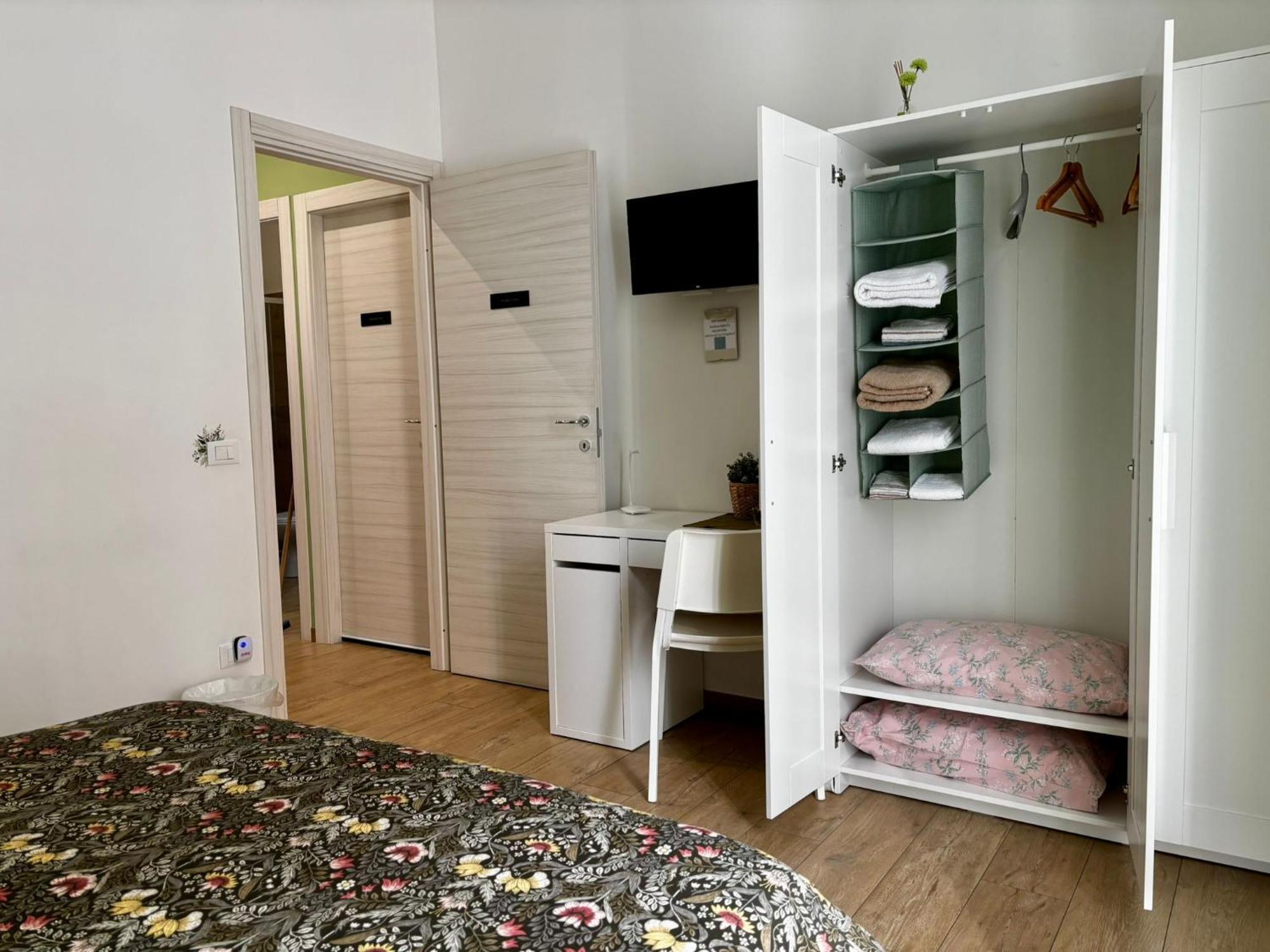 D'Aragona Guest House Palermo Exteriör bild